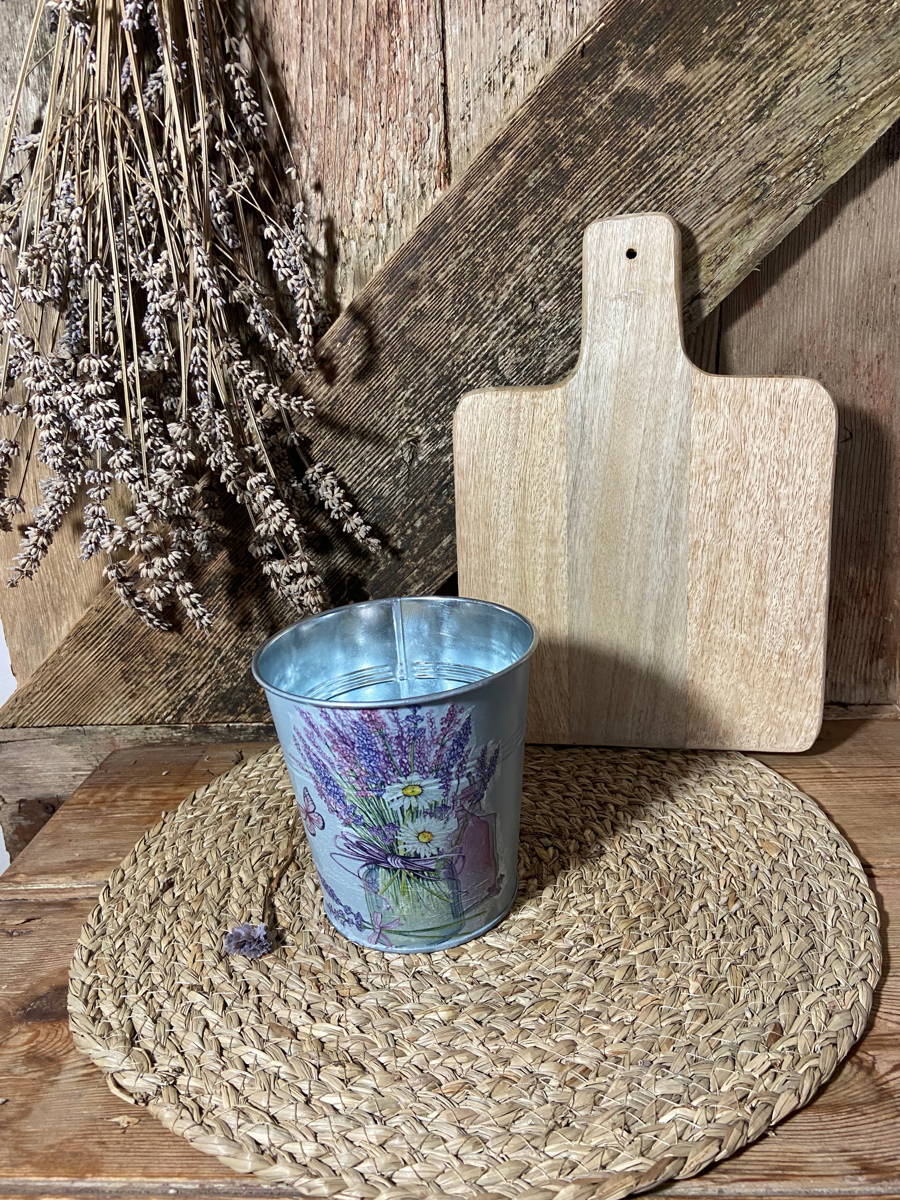 front shot lavender metal planter purple cottage core home decor vintage floral mothers day birthday