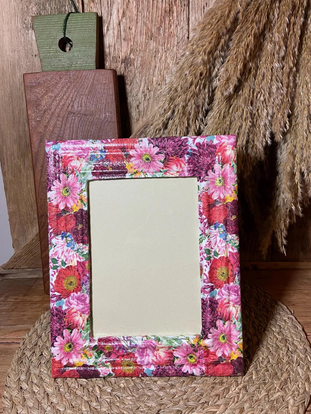 daisy pink purple front shot photo frame cottage core home decor vintage floral mothers day birthday