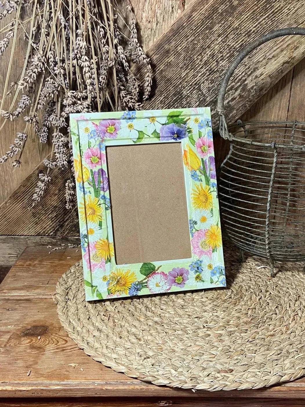 SPRING FLOWERS PHOTO FRAME